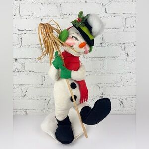 Vintage 90's Annalee Mobilitee Snowman with Broom Doll 20"